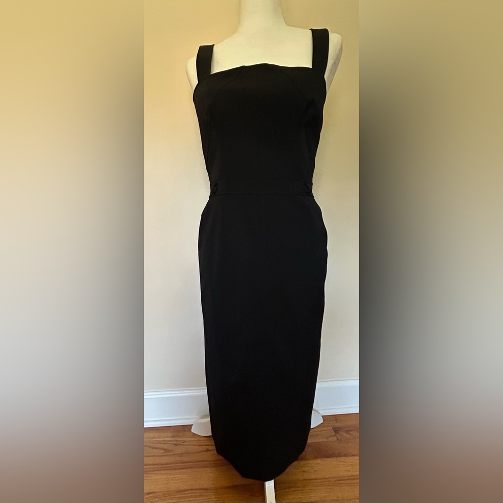 Andy Thè Anh black dress